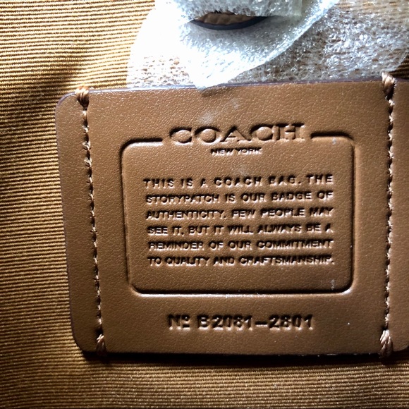 Coach Town Bucket Bag Ladybug Purse Wallet Set - Picture 6 of 10